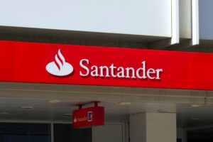 Santander lança empréstimo pessoal com parcelamento em até 72 meses