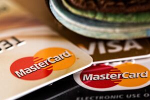 Descubra as vantagens de comprar com cartão de crédito