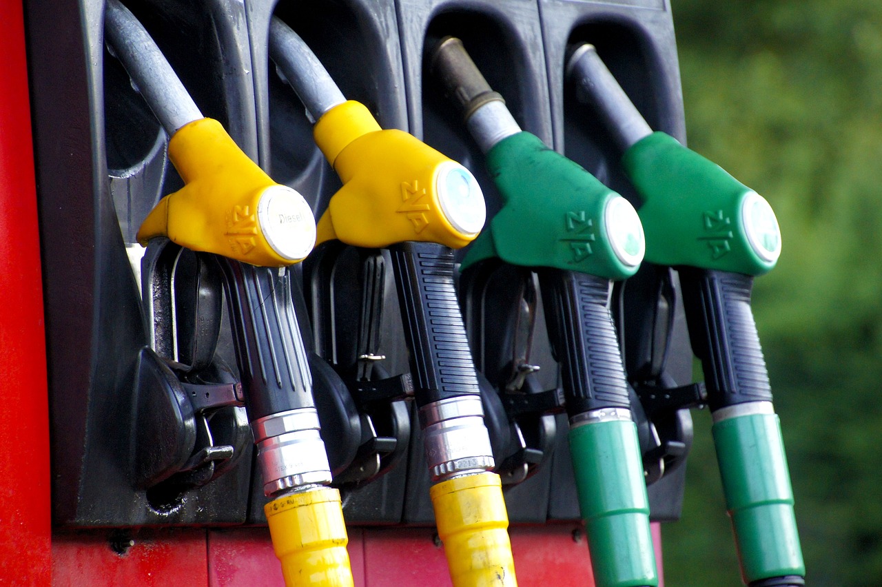 Preço do etanol recua na semana, mas gasolina fica mais cara nos postos do país
