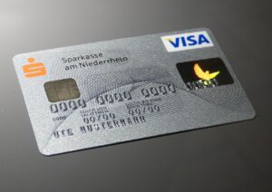 Score de crédito: qual a pontuação ideal para conseguir um cartão?