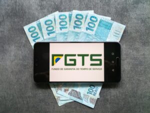 Empréstimo consignado com FGTS oferece taxas de juros reduzidas; confira