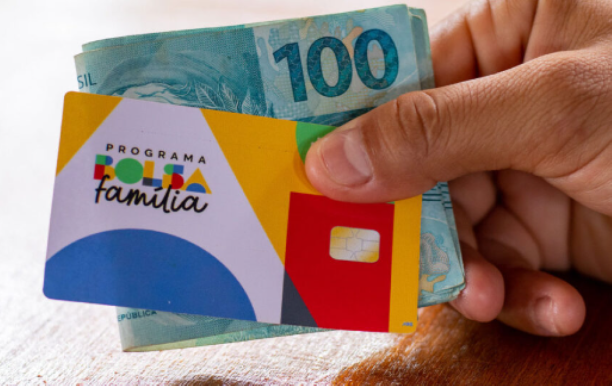 Beneficiários com NIS de final 1 recebem hoje (19) parcela de agosto do Bolsa Família